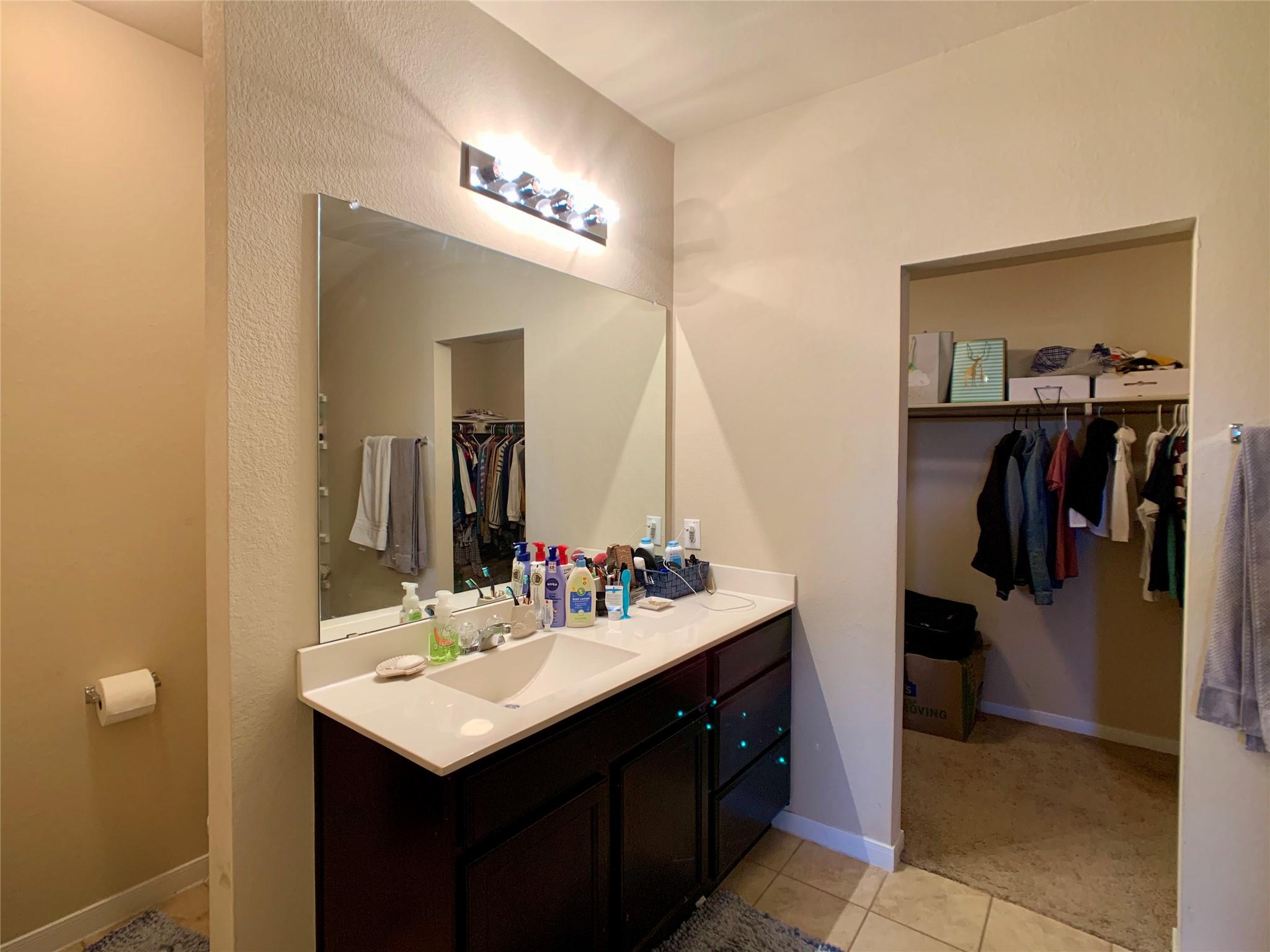 5721 Roderick Drive Austin TX 78724