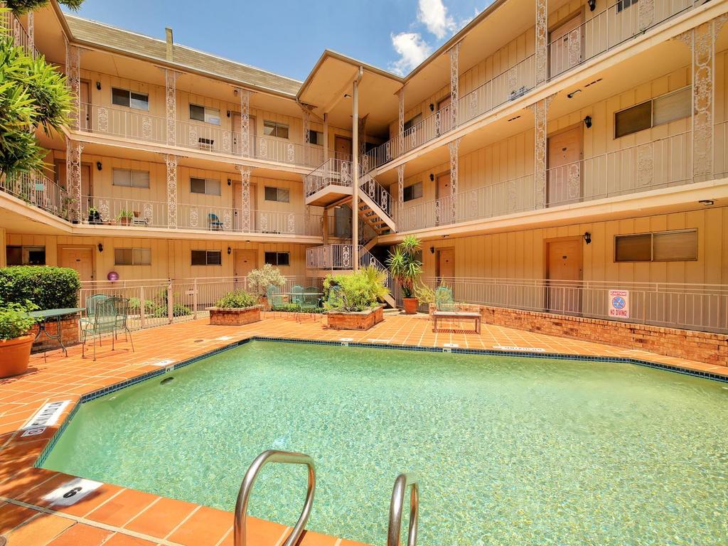 4553 Guadalupe Street Austin TX 78751