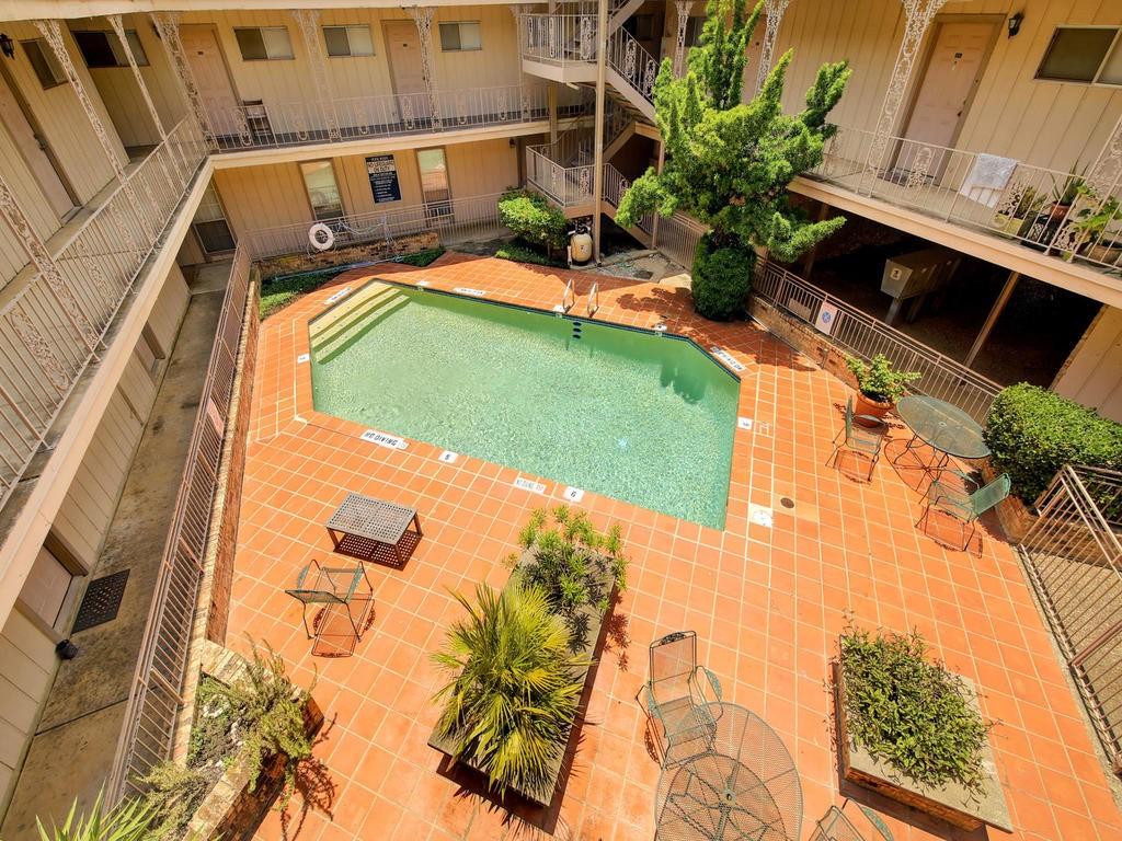 4553 Guadalupe Street Austin TX 78751