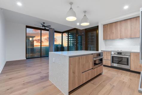 84 East Avenue Austin TX 78701