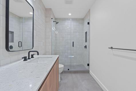 84 East Avenue Austin TX 78701