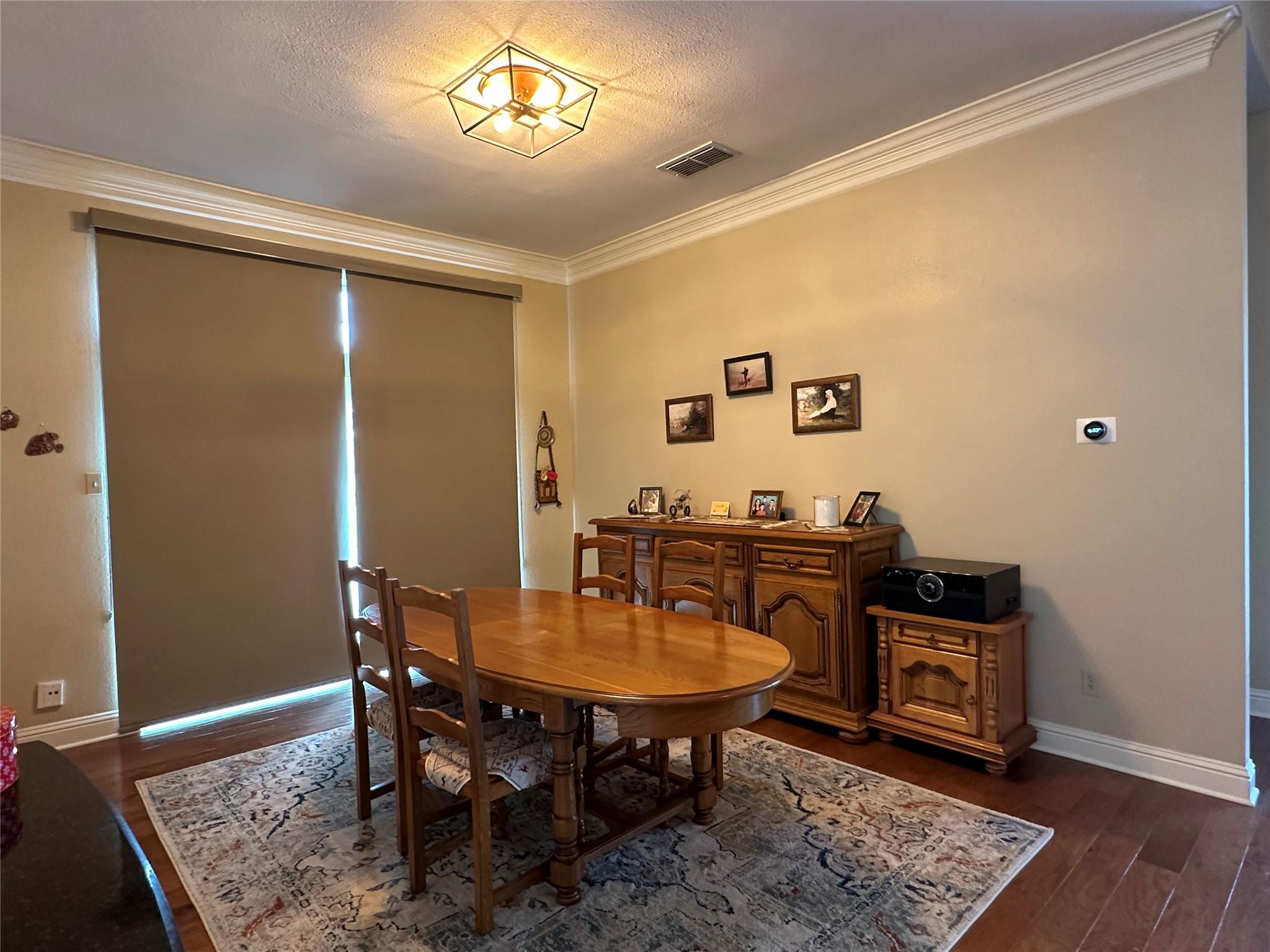 7406 Curly Leaf Cove Austin TX 78750