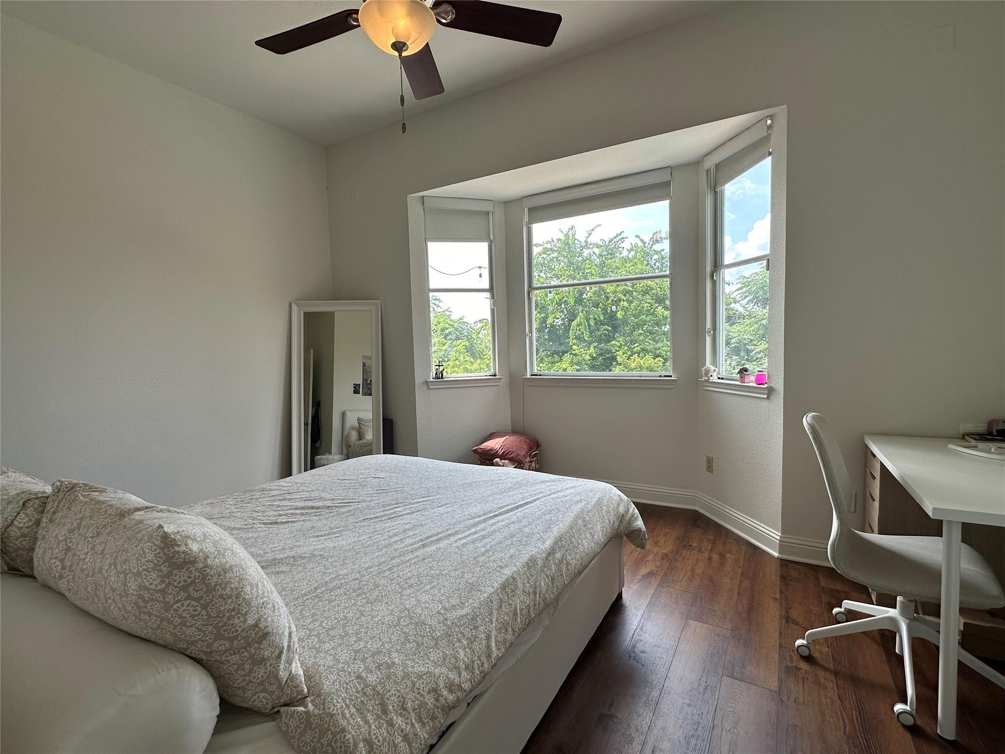 7406 Curly Leaf Cove Austin TX 78750