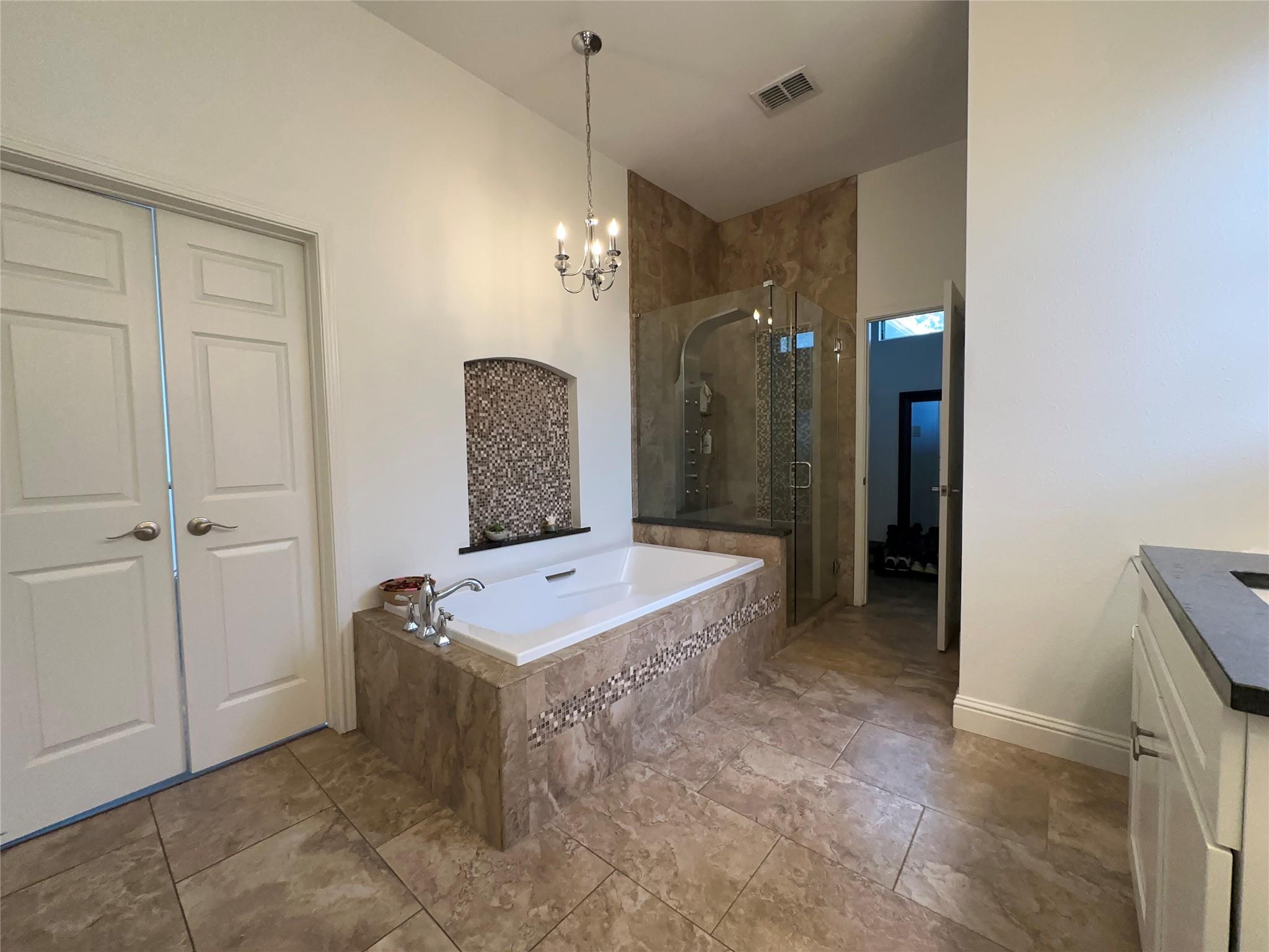 7406 Curly Leaf Cove Austin TX 78750