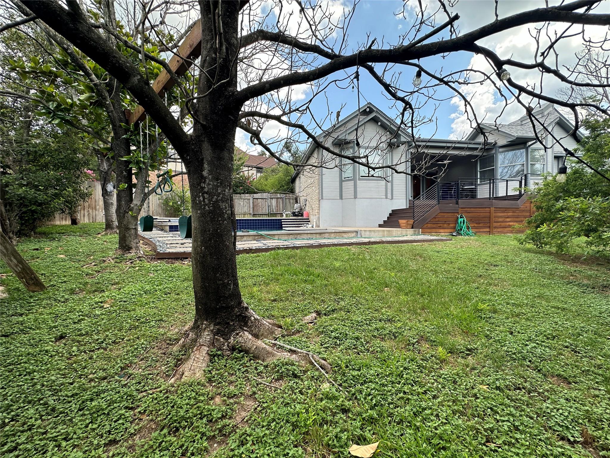 7406 Curly Leaf Cove Austin TX 78750