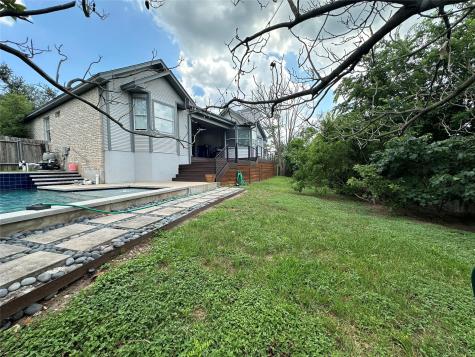 7406 Curly Leaf Cove Austin TX 78750