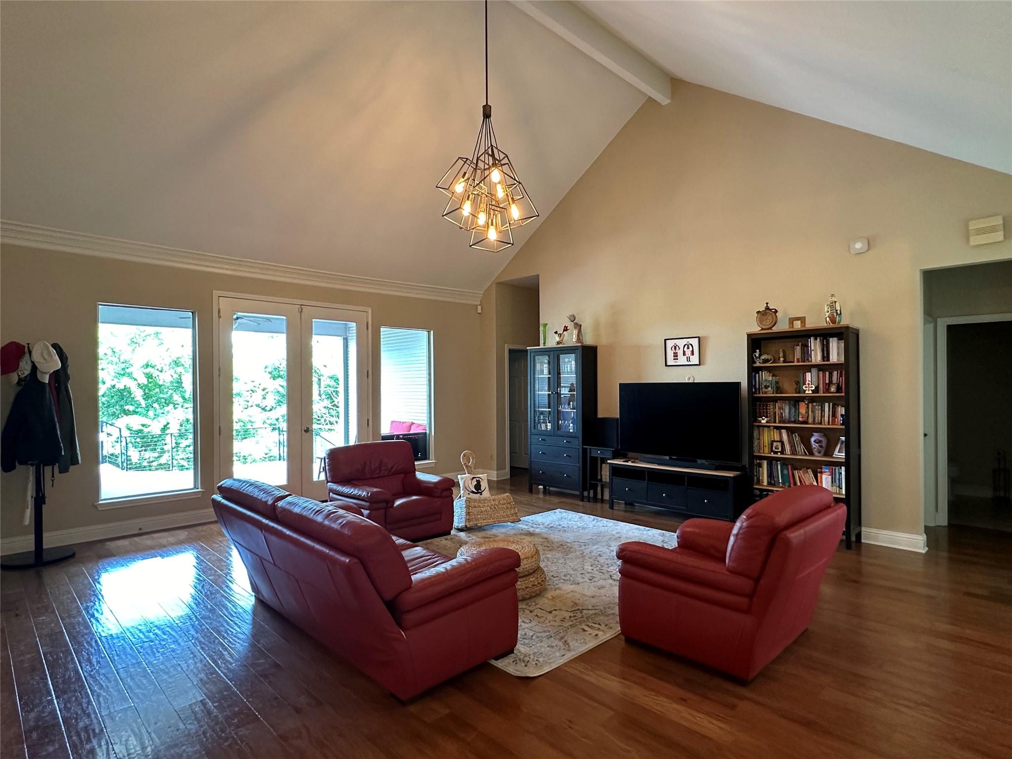 7406 Curly Leaf Cove Austin TX 78750