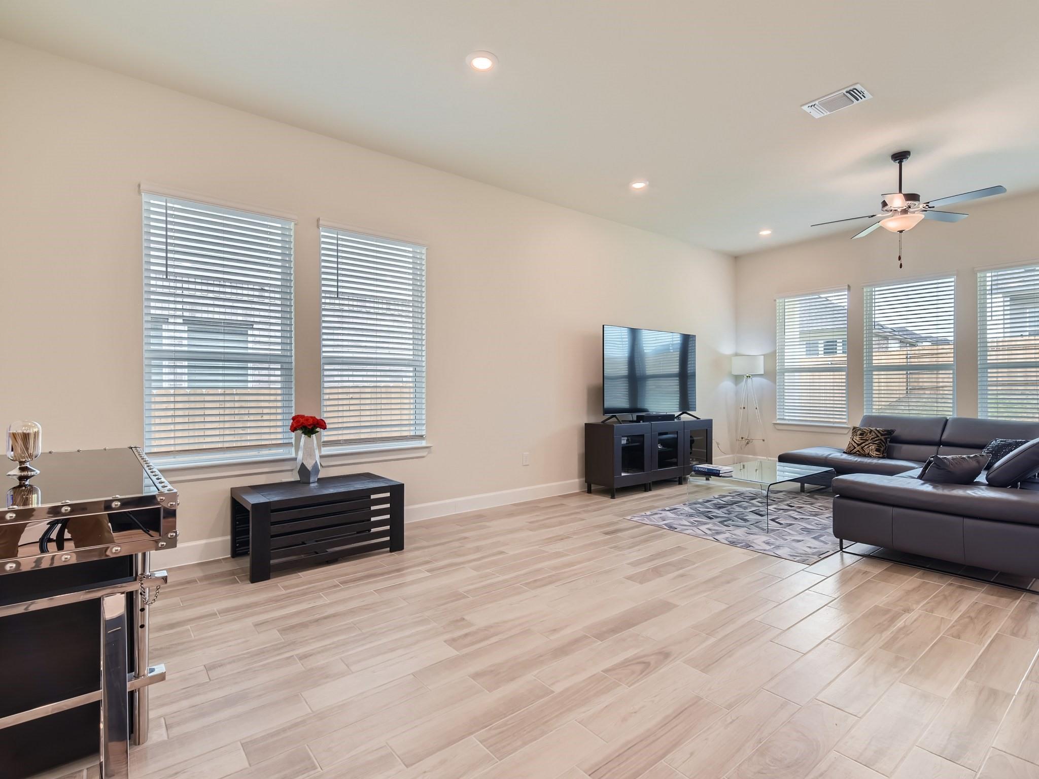 4503 Cool Gray Cove Austin TX 78747