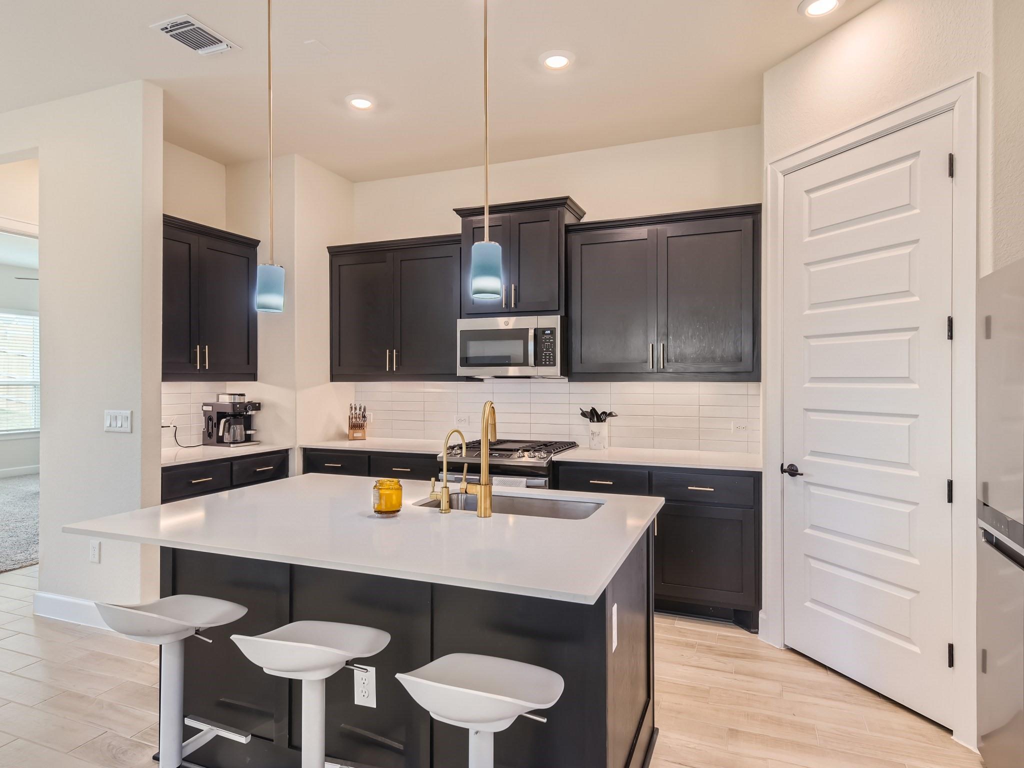4503 Cool Gray Cove Austin TX 78747