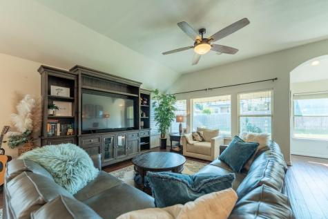 236 Crystal City Creek Buda TX 78610