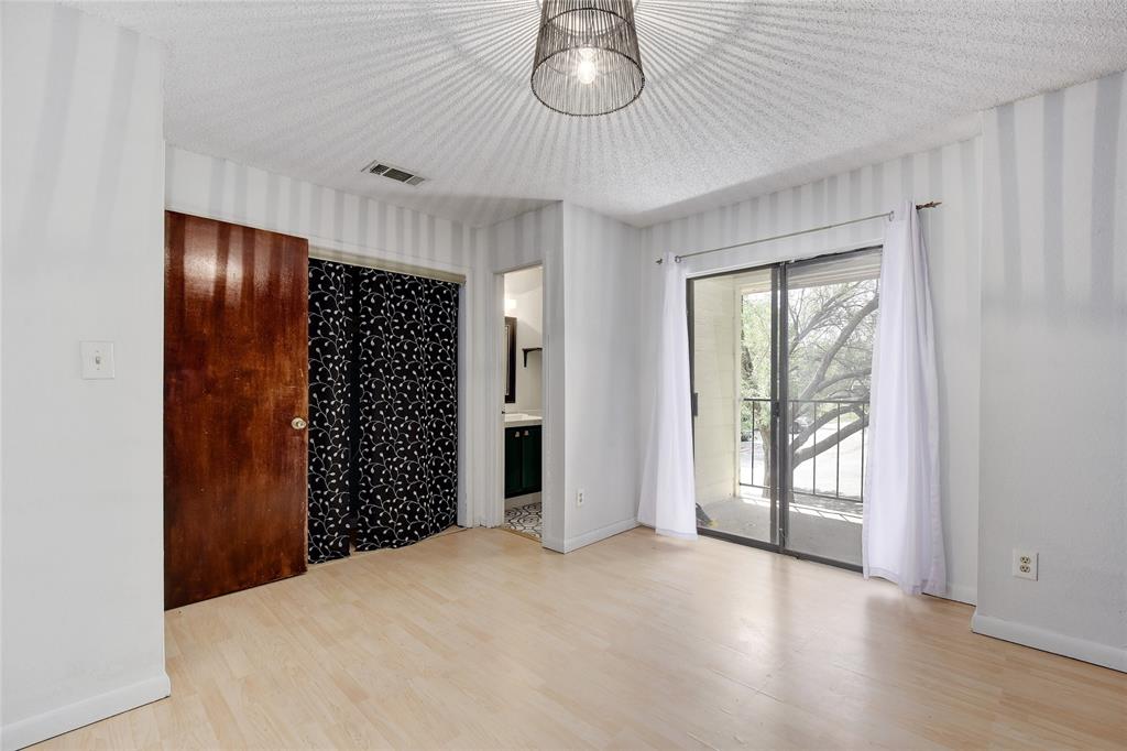 1705 Crossing Place Austin TX 78741