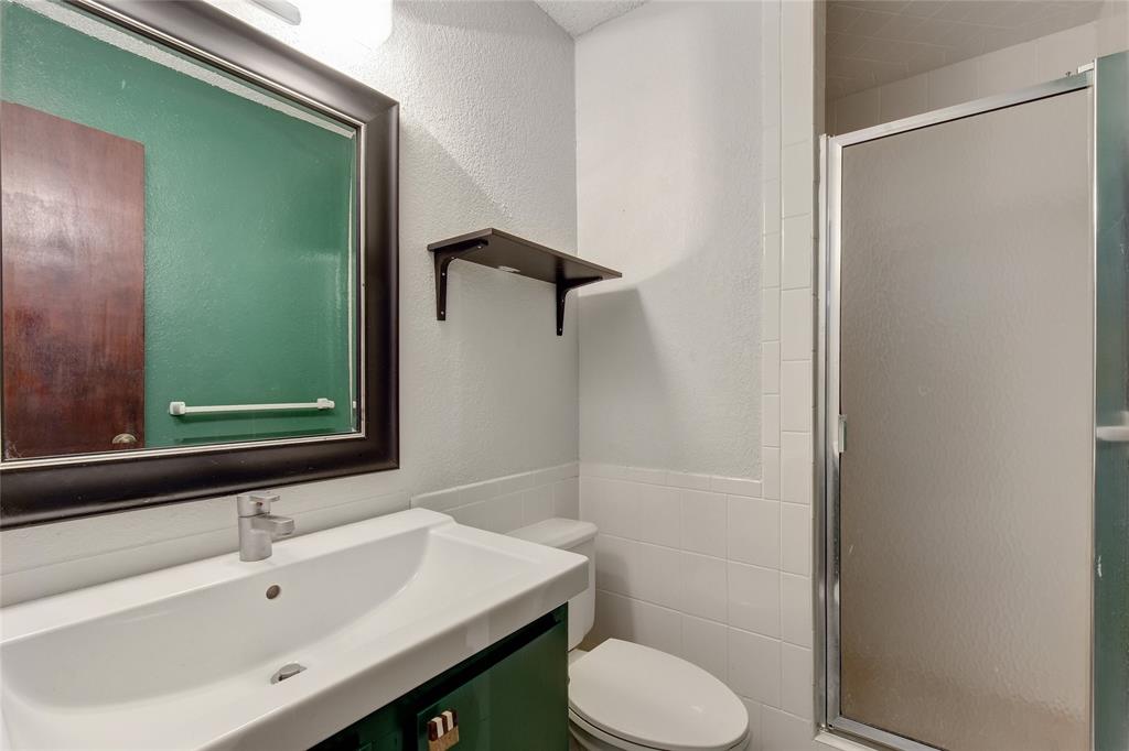 1705 Crossing Place Austin TX 78741