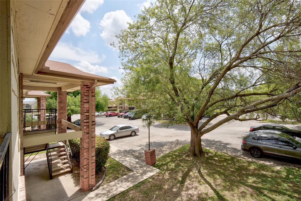 1705 Crossing Place Austin TX 78741