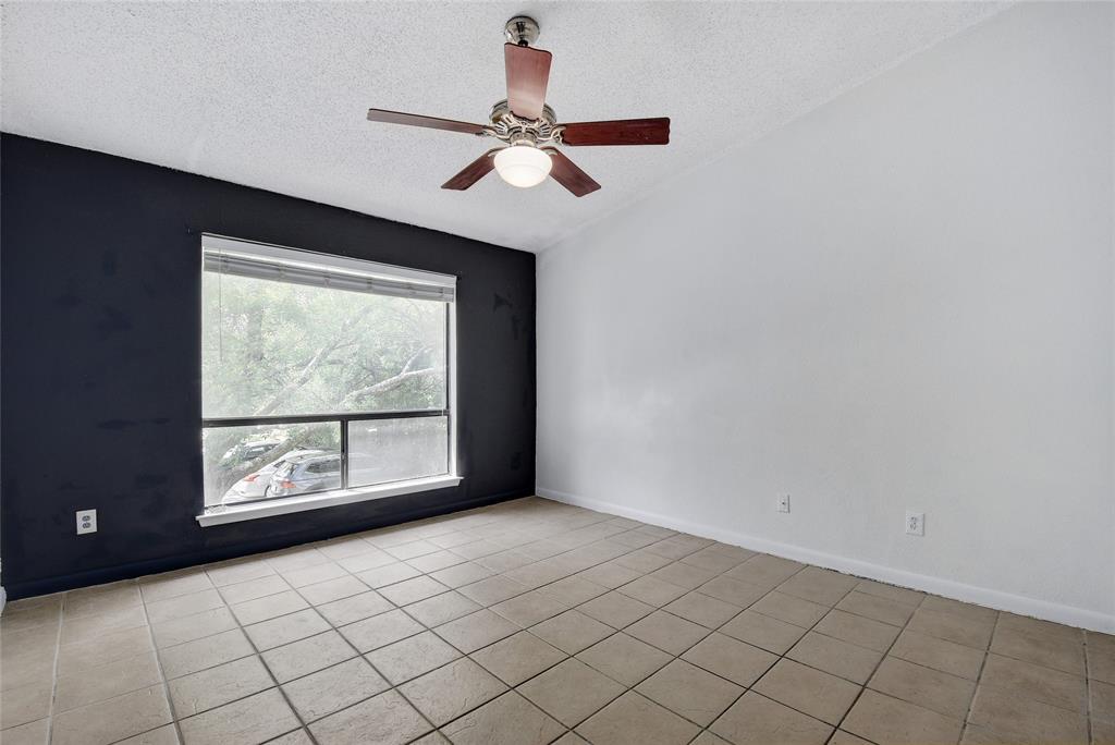 1705 Crossing Place Austin TX 78741