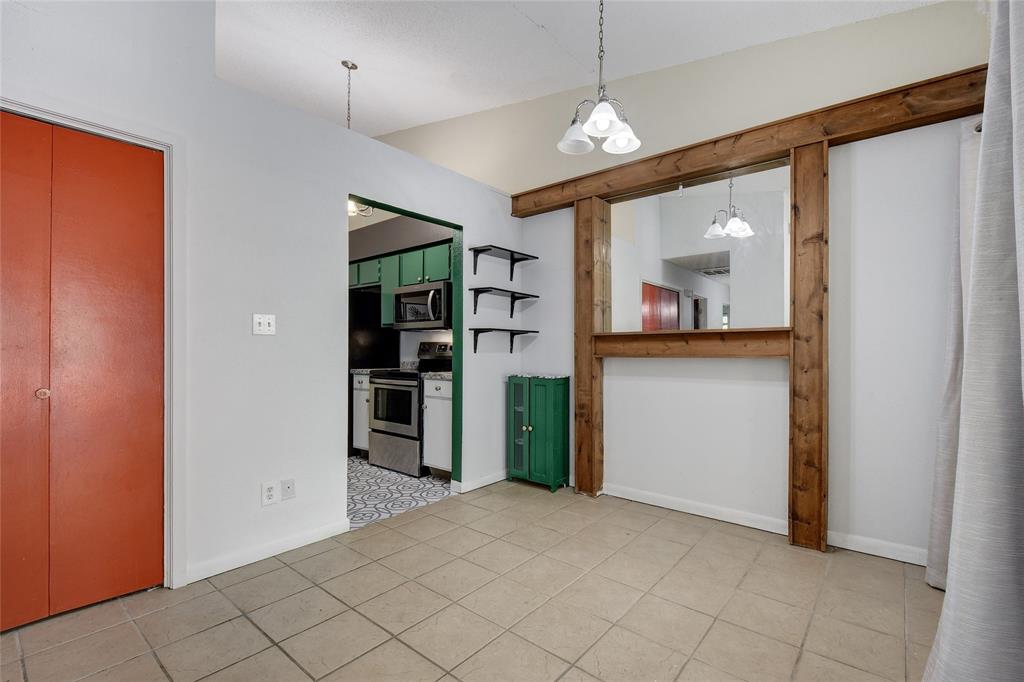 1705 Crossing Place Austin TX 78741