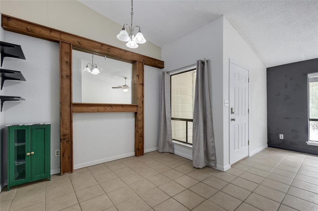 1705 Crossing Place Austin TX 78741