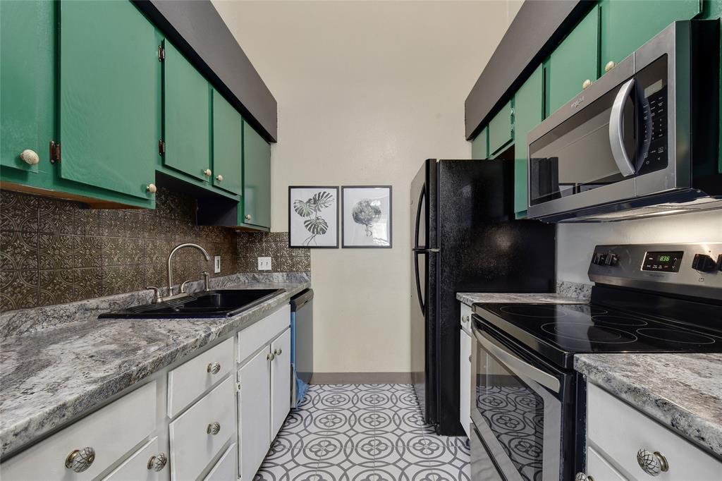 1705 Crossing Place Austin TX 78741