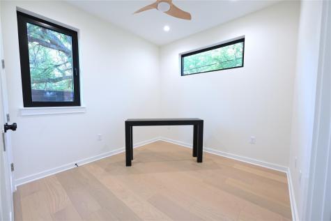 4410 Glomar Avenue Austin TX 78721