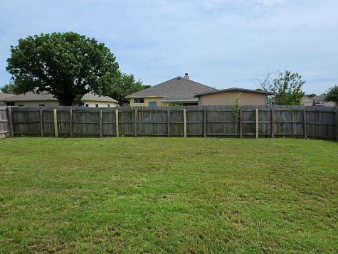 211 Almquist Street Hutto TX 78634