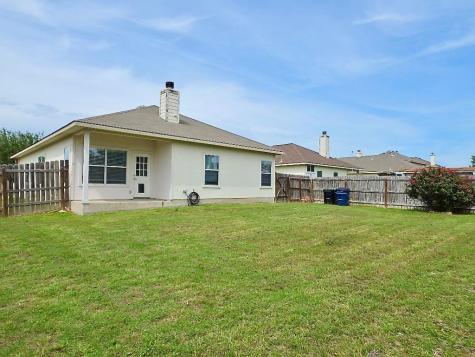 211 Almquist Street Hutto TX 78634