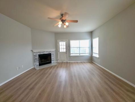 211 Almquist Street Hutto TX 78634