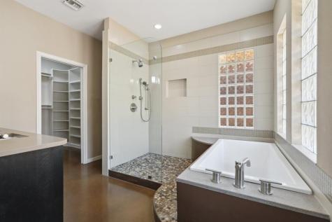 6904 Peppervine Cove Austin TX 78750