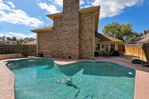 6904 Peppervine Cove Austin TX 78750