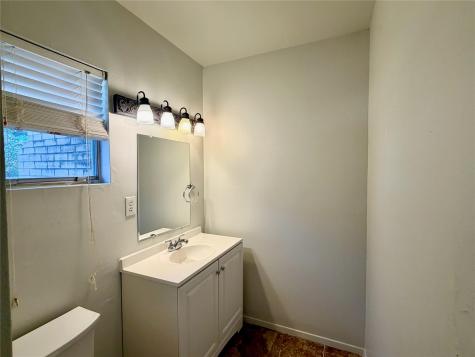 17501 W Fm 150 Driftwood TX 78619