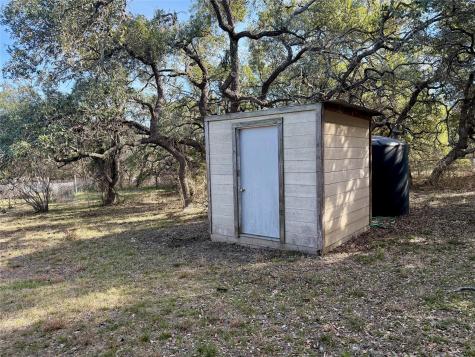 17501 W Fm 150 Driftwood TX 78619