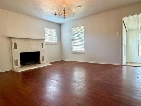 17501 W Fm 150 Driftwood TX 78619
