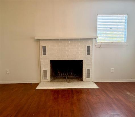 17501 W Fm 150 Driftwood TX 78619