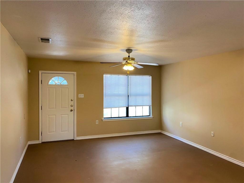 204 Hall Street Elgin TX 78621