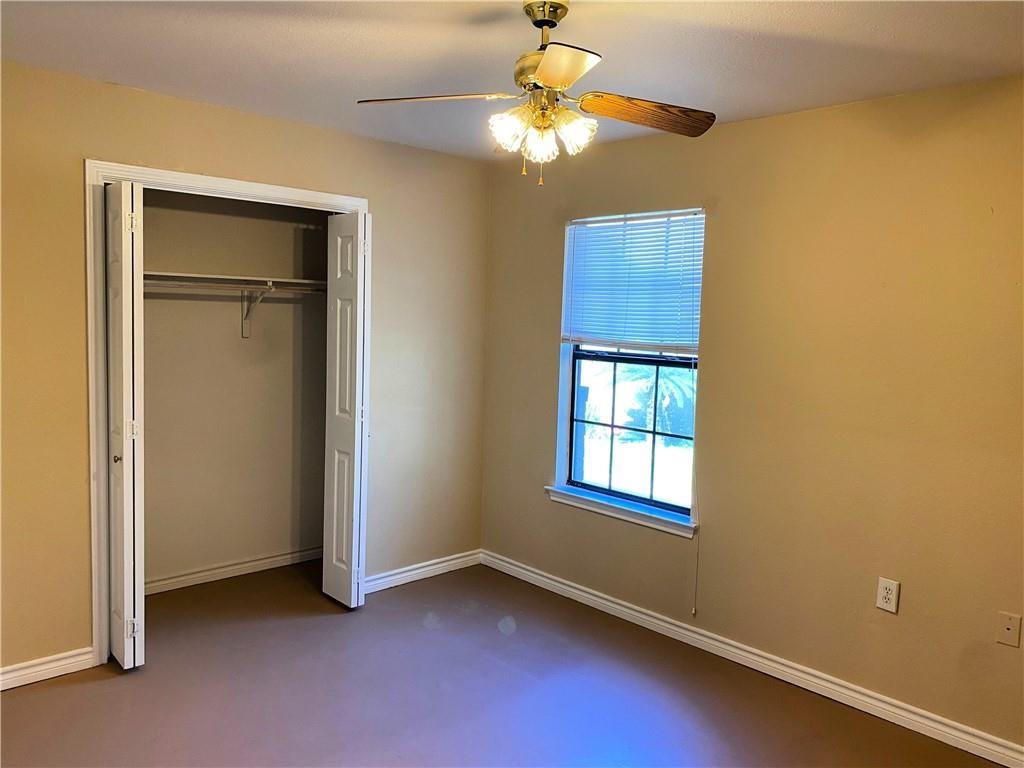 204 Hall Street Elgin TX 78621