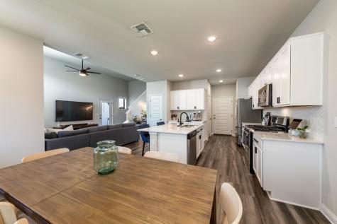 7812 Moody Bend Austin TX 78744