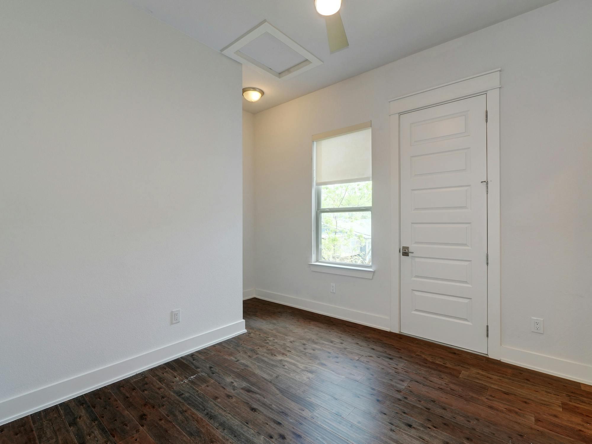 2924 E 14th Street Austin TX 78702