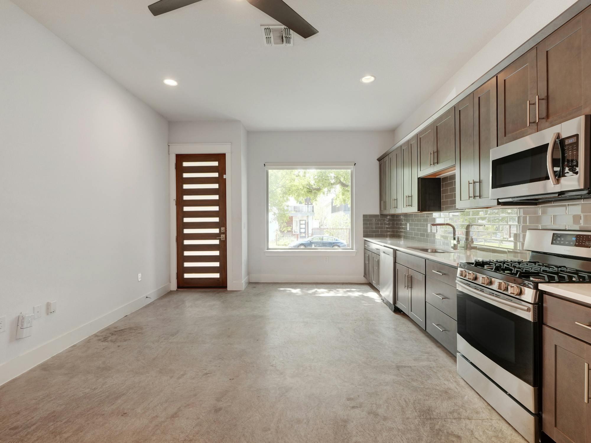 2924 E 14th Street Austin TX 78702