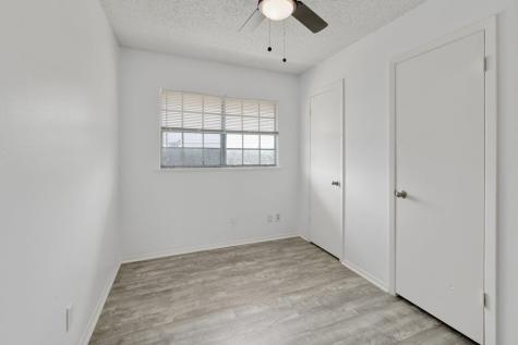 5211 Thunderbird Street Lago Vista TX 78645