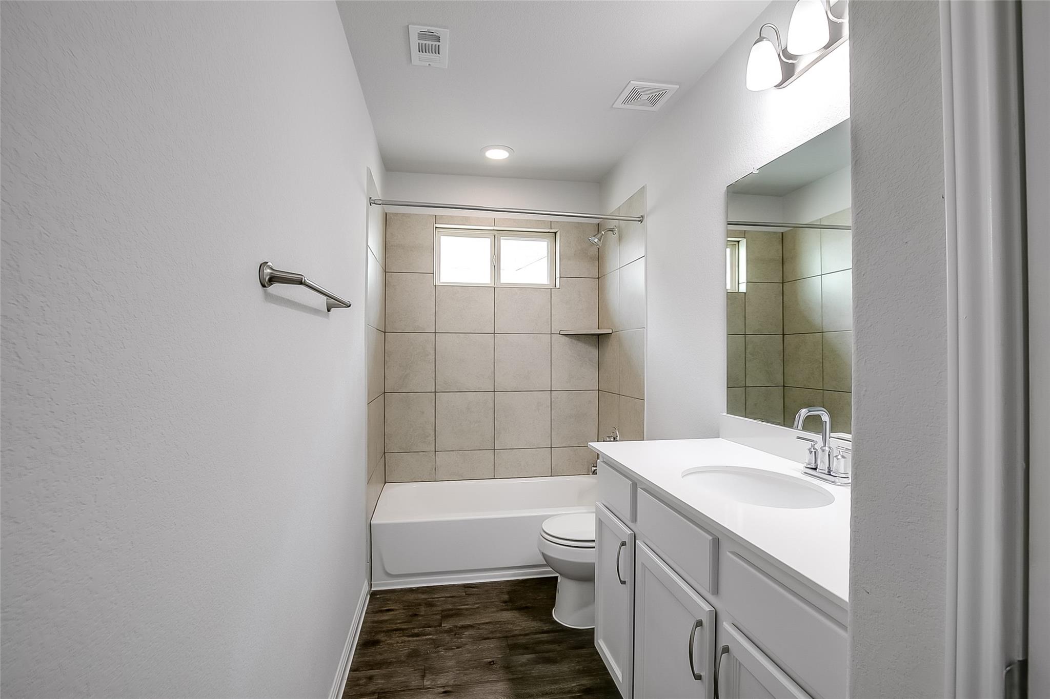 100 Earl Keen Street Leander TX 78641