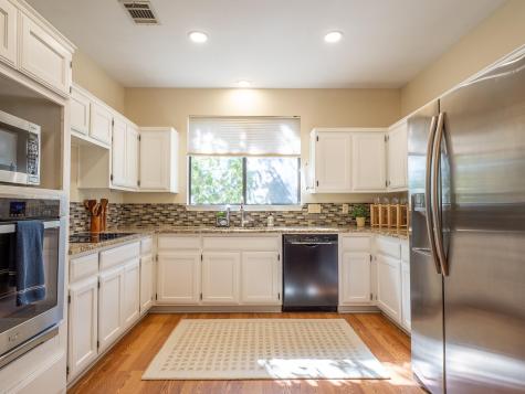 8906 Scotsman Drive Austin TX 78750