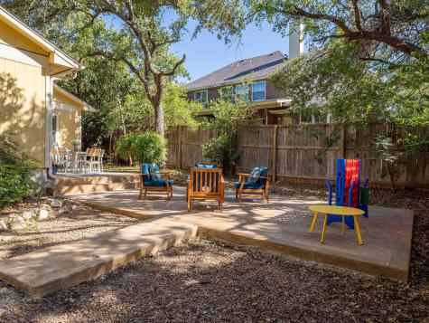 8906 Scotsman Drive Austin TX 78750