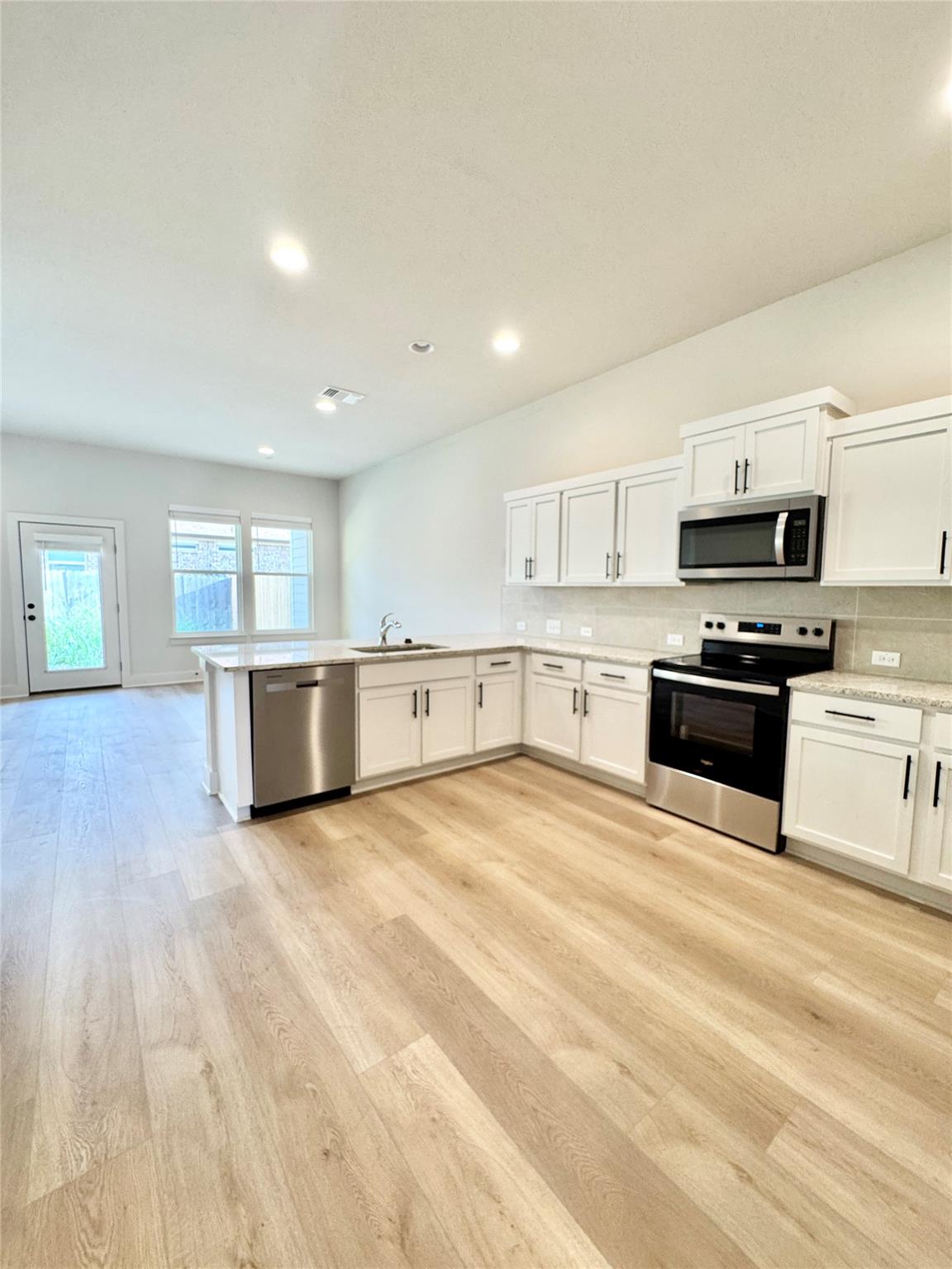 108 Zayd Court Jarrell TX 76537