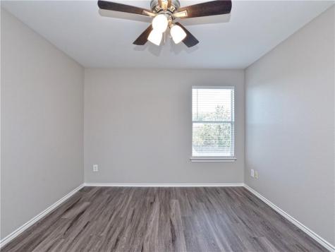 1172 Shadow Creek Boulevard Buda TX 78610