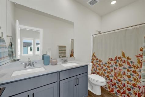 104 Creekside Trail Kyle TX 78640