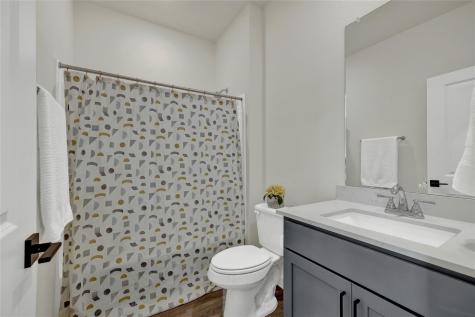104 Creekside Trail Kyle TX 78640