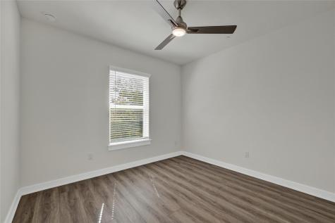 104 Creekside Trail Kyle TX 78640