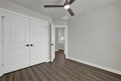 104 Creekside Trail Kyle TX 78640