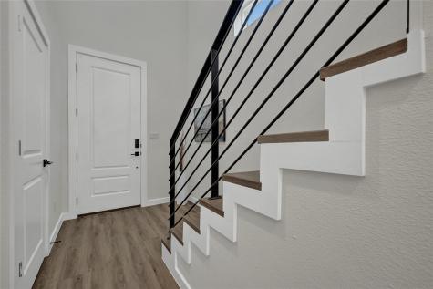 104 Creekside Trail Kyle TX 78640