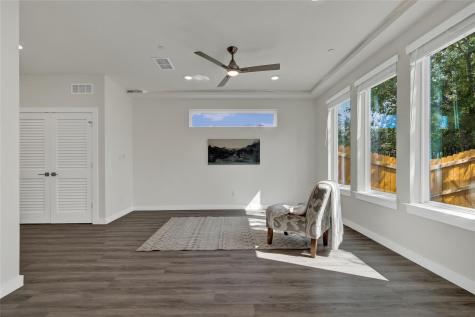 104 Creekside Trail Kyle TX 78640