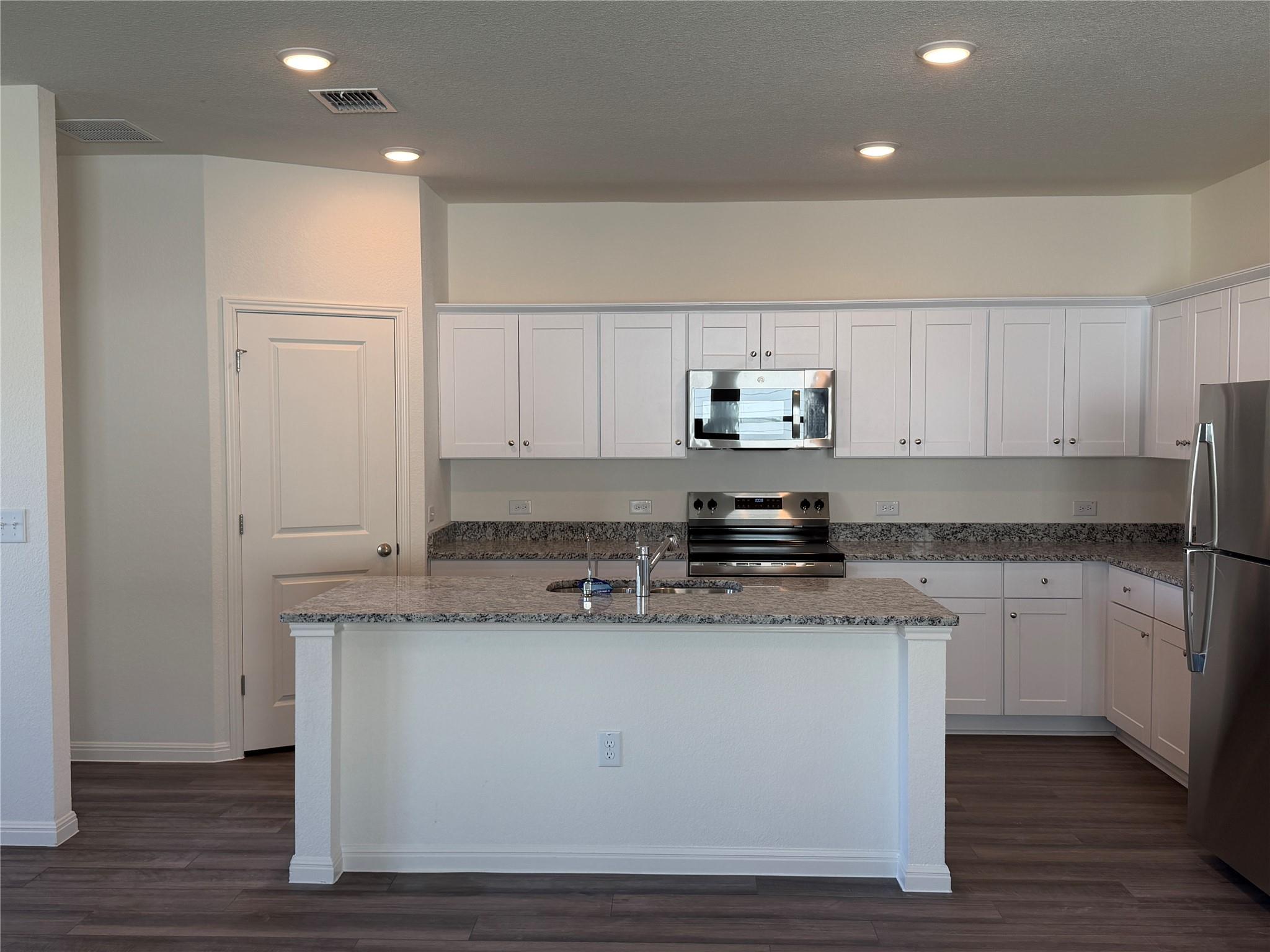 132 Rother Place Taylor TX 76574