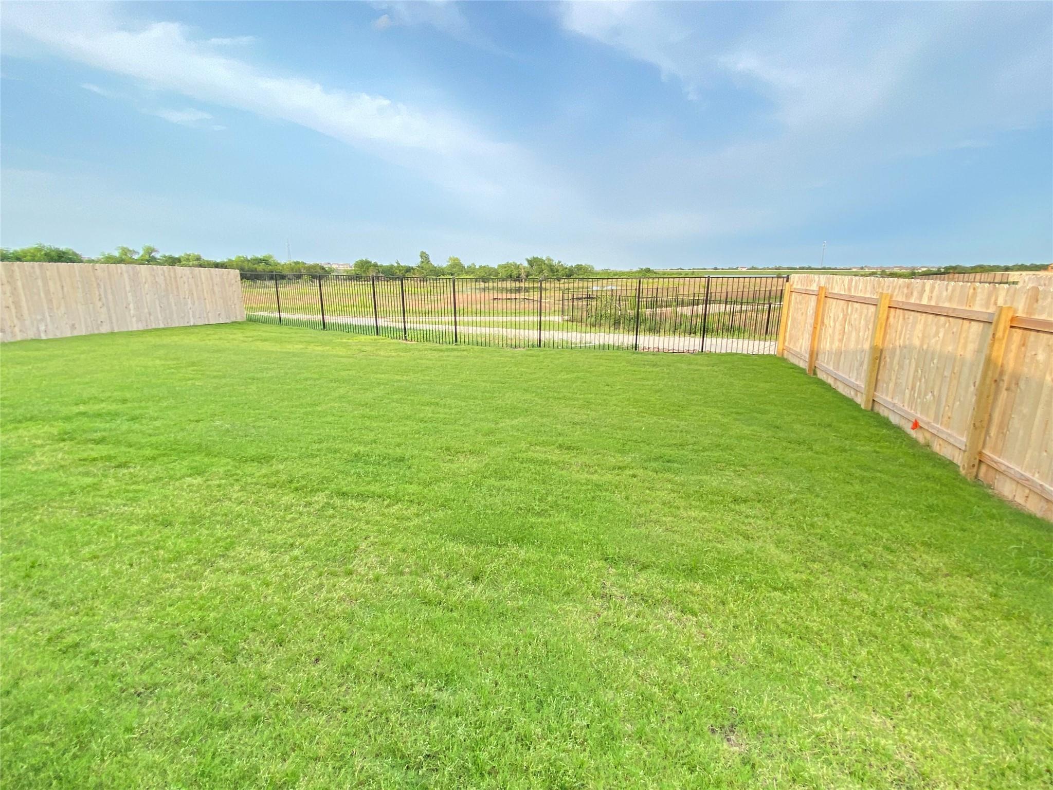 1400 Pickerel Street Leander TX 78641